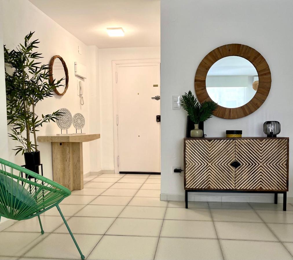 Modern Apartment On The Beach With Pool Calpe Kültér fotó