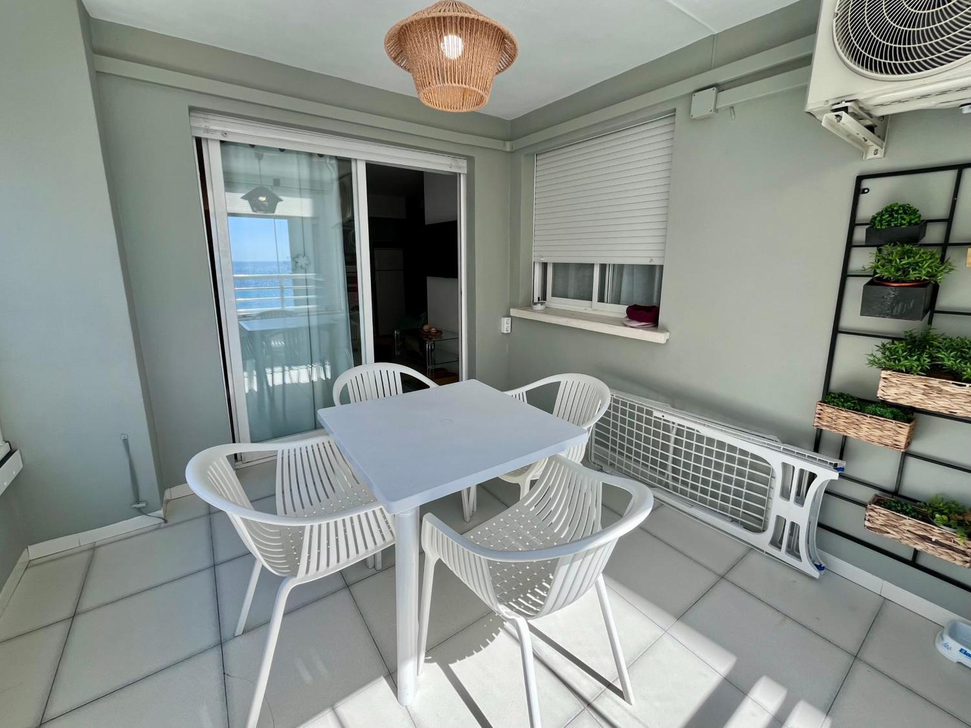 Modern Apartment On The Beach With Pool Calpe Kültér fotó